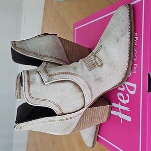 CORKYS HEY GIRL SMOKESHOW washed beige denim boots